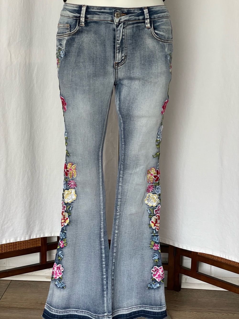 Chartou Light Wash Floral Embroidered Flared Jeans - Women